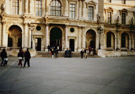 2003louvre.JPG